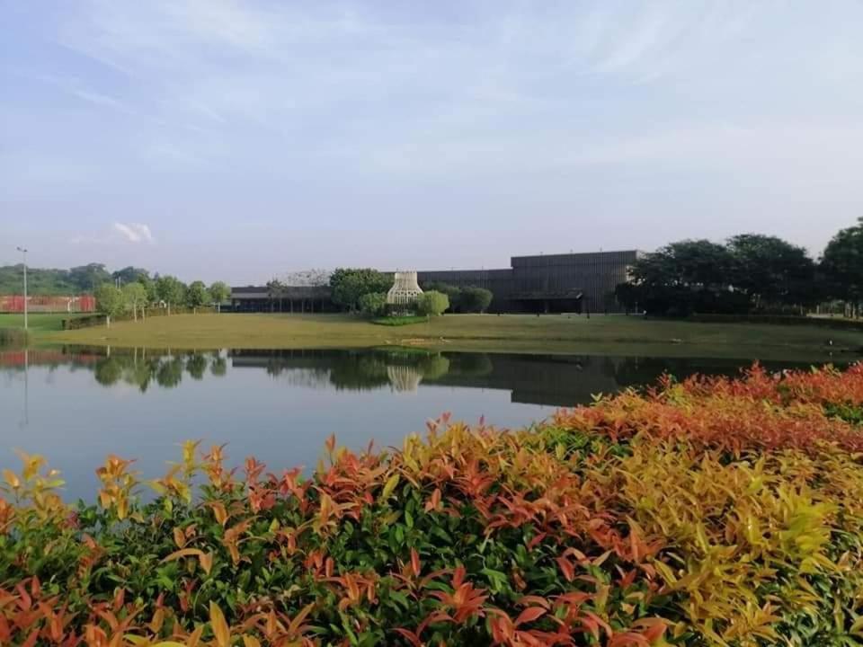 Homestay Greenway Pasir Gudang Bagian luar foto