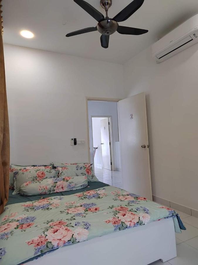 Homestay Greenway Pasir Gudang Bagian luar foto