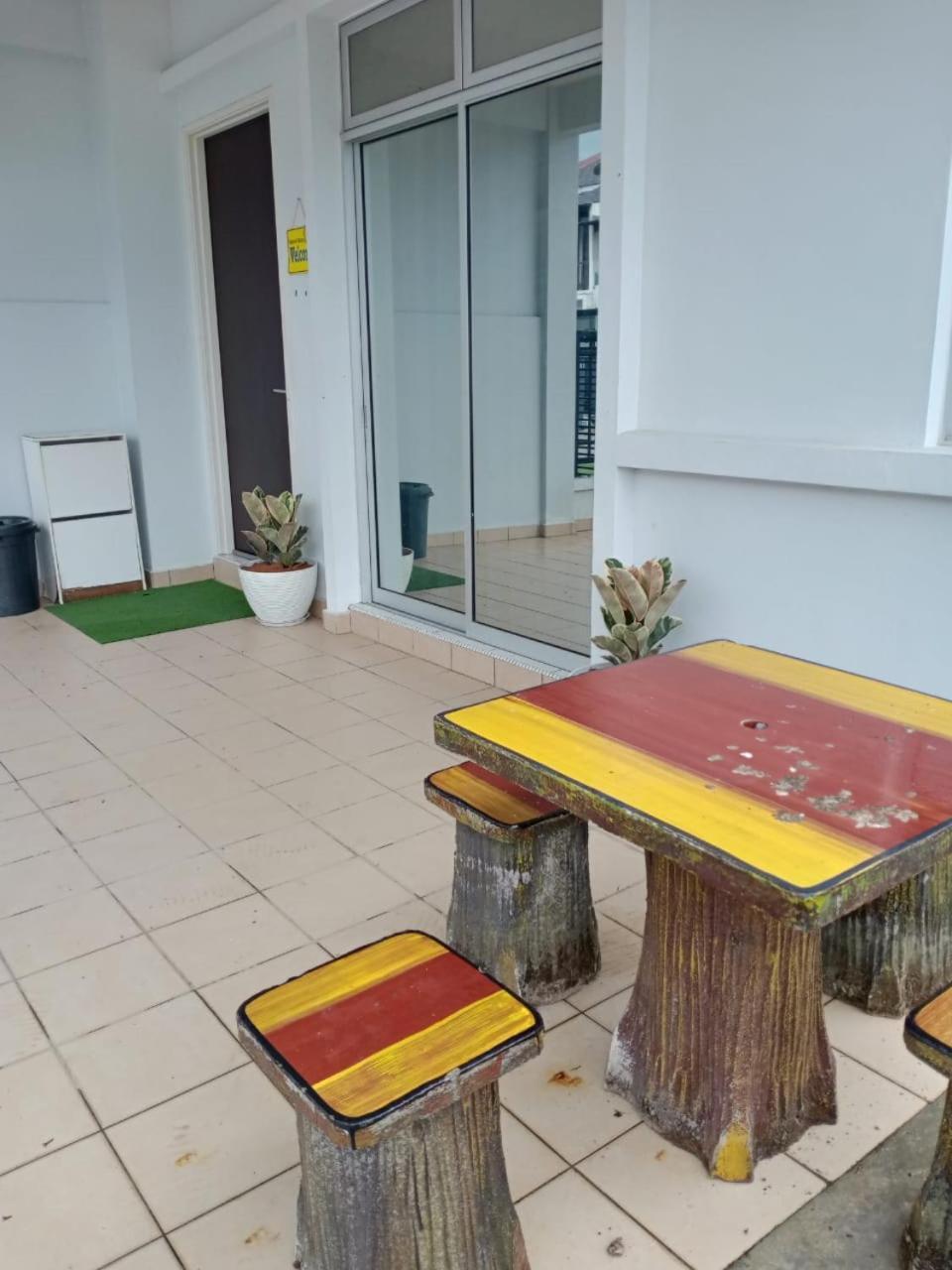 Homestay Greenway Pasir Gudang Bagian luar foto